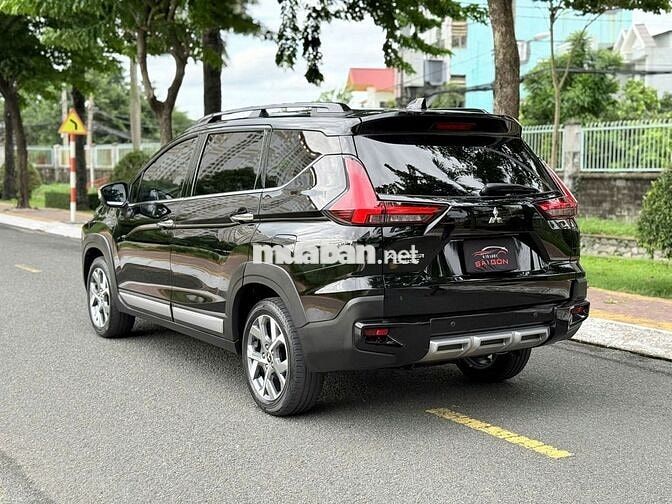 Mitsubishi Xpander Cross Premium 2024 Đen