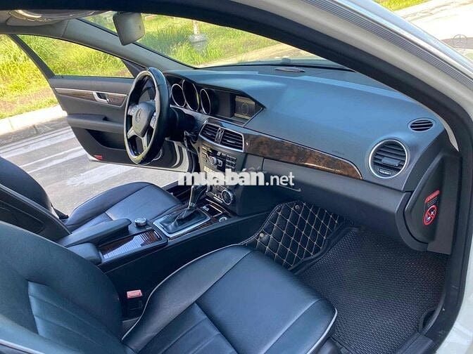 Mercedes C250 2011 Trắng Xăng Tự động