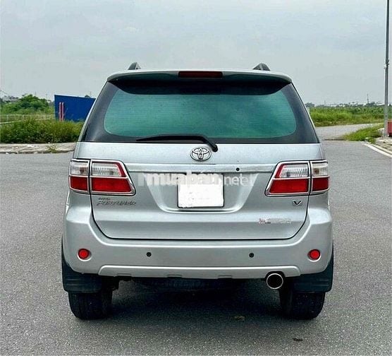 Toyota Fortuner 2009 2 cầu Số tự động Bạc