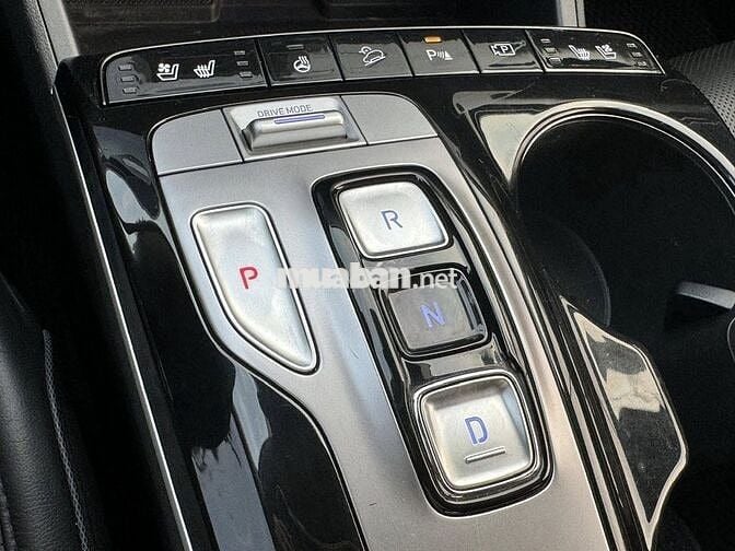 Hyundai Tucson 2023 số tự động máy dầu, đặc biệt