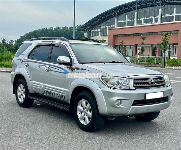 Toyota Fortuner 2009 2 cầu Số tự động Bạc