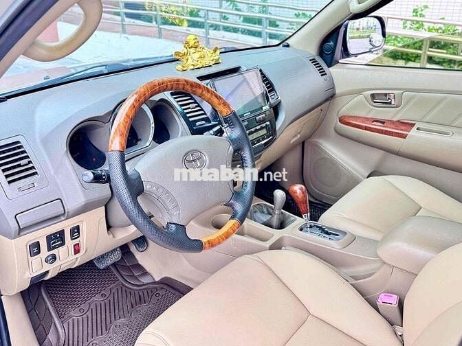 Toyota Fortuner 2009 2 cầu Số tự động Bạc