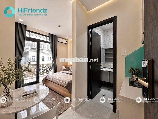 KHAI TRƯƠNG STUDIO THOÁNG THIẾT KẾ HIỆN ĐẠI HẺM OTO, NHẬN XE ĐIỆN