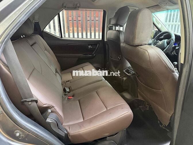 Toyota Fortuner 2017 2.4G Diesel màu xám