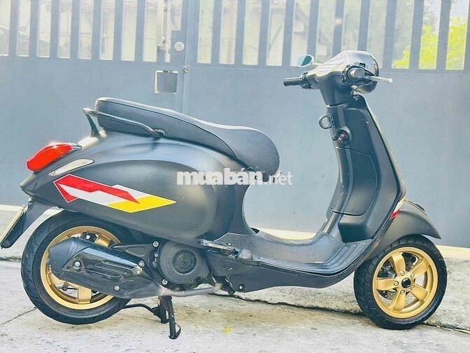 Piaggio Vespa Primavera 125CC 3VAL IE 2015