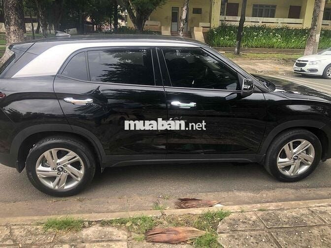 Hyundai Creta 2022 Đen 5 chỗ
