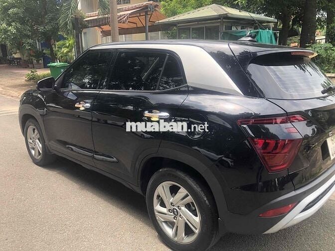 Hyundai Creta 2022 Đen 5 chỗ