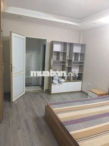 Cho thuê nhà riêng ngõ 252 Lĩnh Nam -35m2-5 tầng