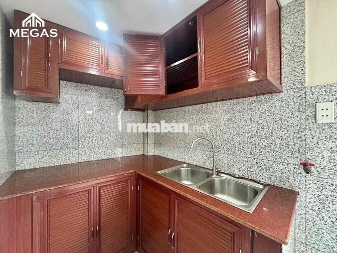 1 TRỆT + 1 LẦU SẴN MÁY LẠNH - RỘNG 40m2 cho để XE ĐIỆN ngay ĐH NTT