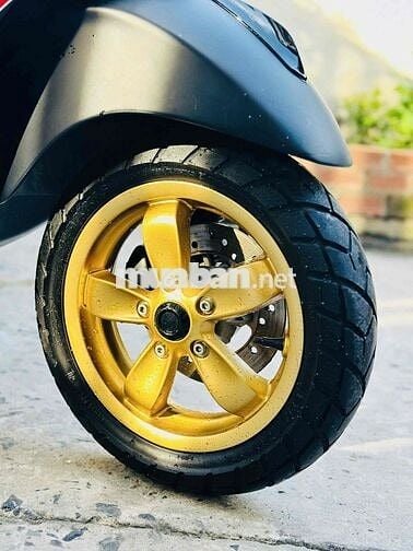 Piaggio Vespa Primavera 125CC 3VAL IE 2015