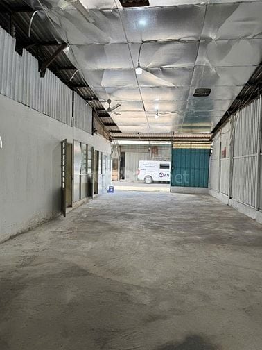 Kho 220m Đường 25 xe tải thông Phạm Văn Đồng gần TTTM Gigamall Thủ Đức