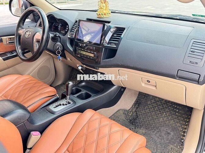 Toyota Fortuner 2014 Tự động Đen