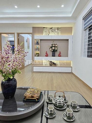 Chính chủ bán 201 B6C Nam Trung Yên- 75m2, 3PN, 2VS full nội thất