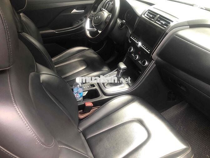 Hyundai Creta 2022 Đen 5 chỗ