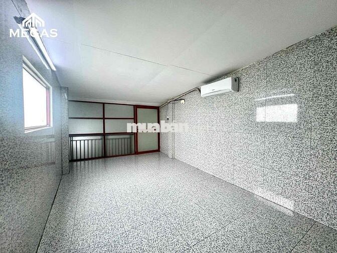 1 TRỆT + 1 LẦU SẴN MÁY LẠNH - RỘNG 40m2 cho để XE ĐIỆN ngay ĐH NTT