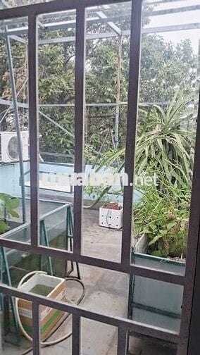 Nhà 1 trệt 2 lầu DT : 8x 13m HXH gần dự án an sương giá 8 tỷ TL