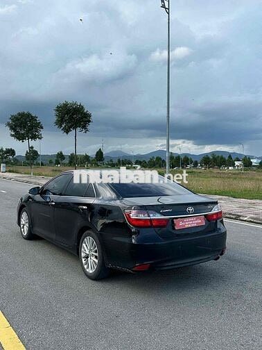 Toyota Camry 2018 Đen