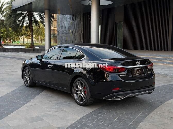Mazda 6 2.0Premium 2019 chỉ với 495tr