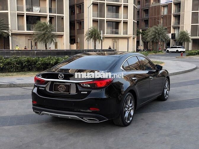 Mazda 6 2.0Premium 2019 chỉ với 495tr