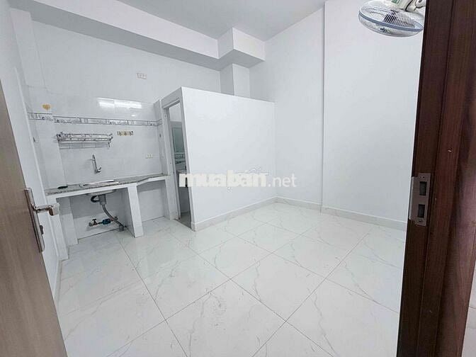 PHÒNG TRỐNG Ở LIỀN - gần T3, TRƯỜNG CHINH - CỘNG HOÀ