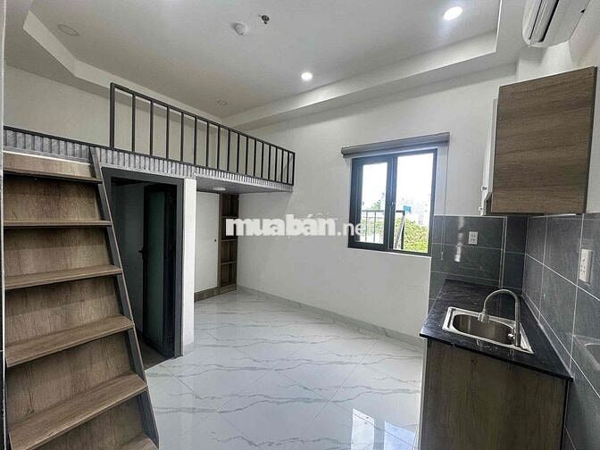 Phòng cửa sổ ban công 3tr7-4tr3