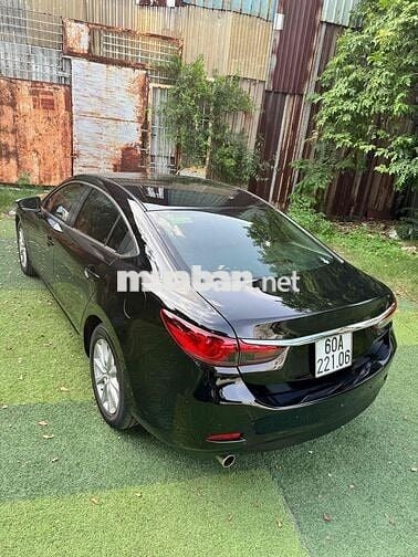 Mazda 6 Xăng màu Đen