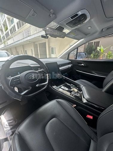 BÁN HYUNDAI CUSTIN 2.0T PREMIUM 2025 - XE ĐẸP NHƯ MỚI