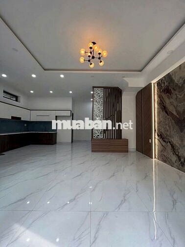 Cần cho thuê nhà HXH B22 Bạch Đằng P.2 Q.Tân Bình sát bên Sân Bay TSN