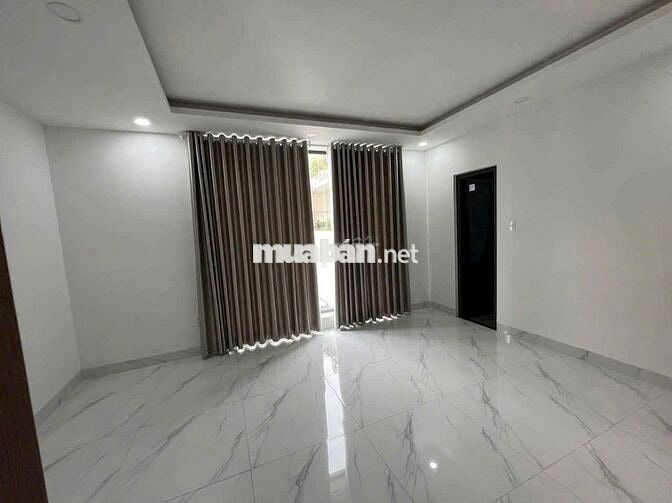 Cần cho thuê nhà HXH B22 Bạch Đằng P.2 Q.Tân Bình sát bên Sân Bay TSN
