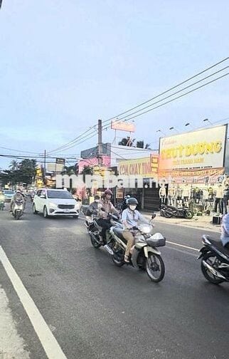 CHO THUÊ MẶT BẰNG VÀNG 300M² - NGANG 12M - SỔ HỒNG RIÊNG