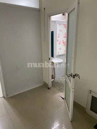 CĂN 1: CHO THUÊ NHÀ MT NGUYỄN THƯỢNG HIỀN, P.5, Q.PN, 25TR. - Gần: NGU