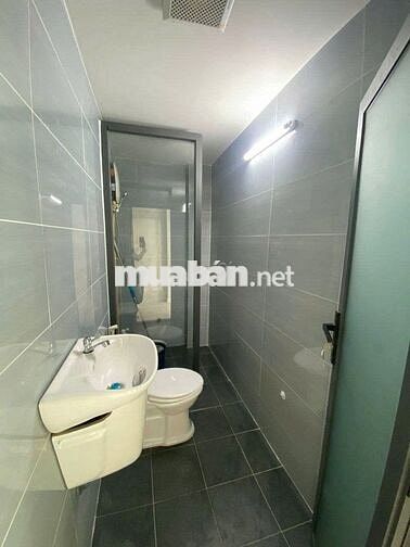 Cần cho thuê nhà HXH B22 Bạch Đằng P.2 Q.Tân Bình sát bên Sân Bay TSN