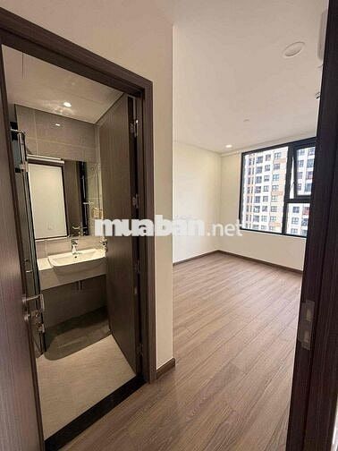 Cho thuê căn 2 phòng ngủ nội thất CĐT tại toà FPT Plaza3