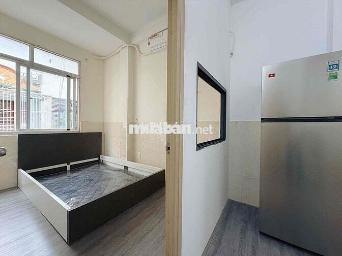 2 Phòng ngủ, 1 Phòng khách 50m2bếp riêng biệt, cửa sổ, Phú Nhuận