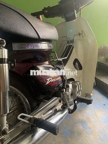 Honda Dream Việt Đời đầu Nâu