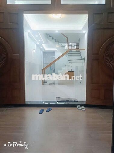 nhà mới sạch sẽ gần ngã tư Gò Mây.kdc Vĩnh Lộc 