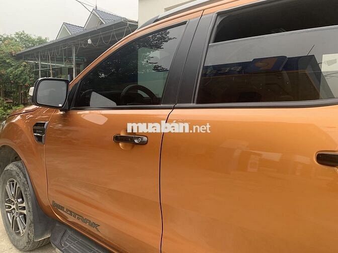 Ford Ranger Wildtrak 2020 Vàng đồng 120.000 km