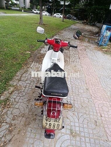 Honda Cub Cổ điển Đỏ trắng