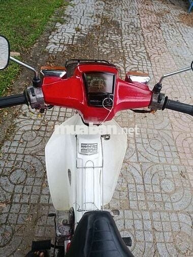 Honda Cub Cổ điển Đỏ trắng