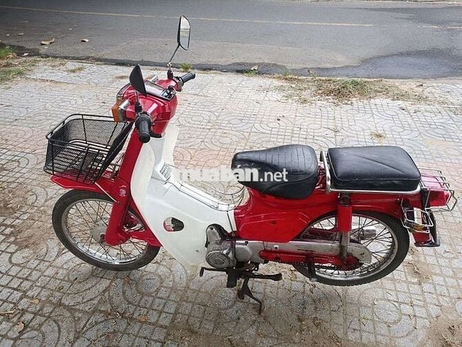 Honda Cub Cổ điển Đỏ trắng