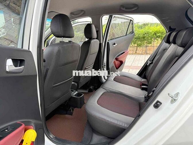 Hyundai i10 2018 Số tự động 47000 km Trắng