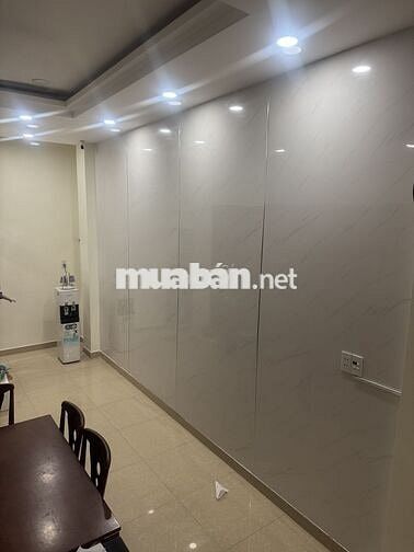 bán nhà cách quốc lộ 13 chỉ 100m, thủ đức cũ