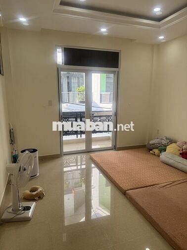 bán nhà cách quốc lộ 13 chỉ 100m, thủ đức cũ