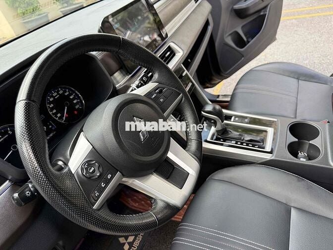 Mitsubishi Xpander 1.5 Premium 2022 Nâu 7 vạn km