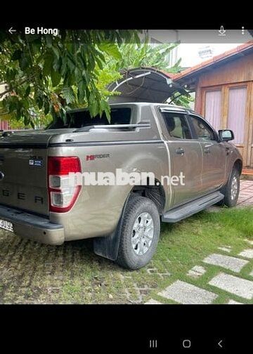 Ford Ranger XLS AT 2017 Tự động Ghi vàng 100k km