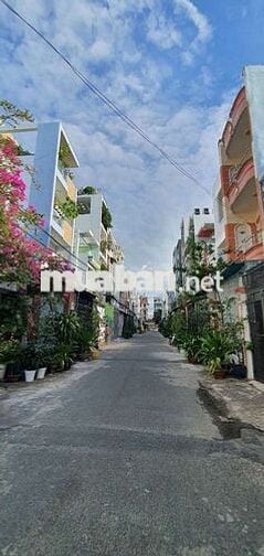 Nhỉnh 8 tỷ, HXH ,72m2, 4 Tầng,có St, P.Tân Sơn Nhì gần St AEON Tân Phú