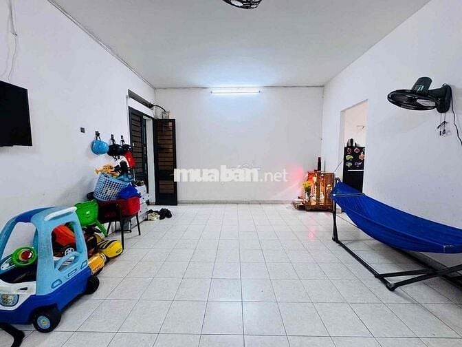 Căn hộ 2PN-2WC- DT72m2. Ngay Celadon City - Tân Phú.
