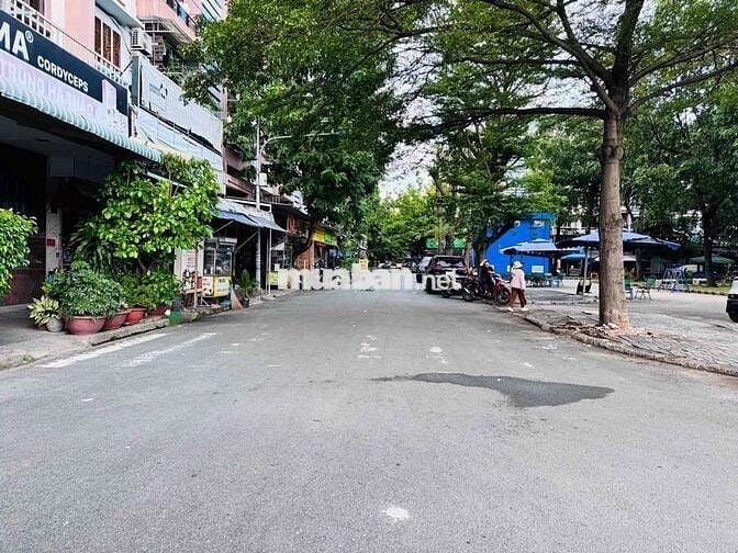 Căn hộ 2PN-2WC- DT72m2. Ngay Celadon City - Tân Phú.
