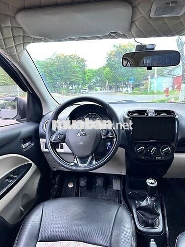 Mitsubishi Attrage 1.2 MT 2017 Trắng xe zin đẹp