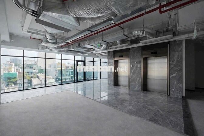 TOÀ VĂN PHÒNG MỚI 1800M2 SỬ DỤNG TRUNG TÂM QUẬN 10